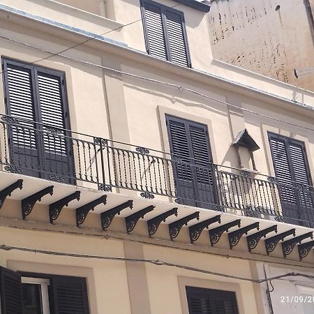 Il Cuore Di Ballaro Palermo Luaran gambar